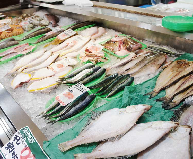 スーパーとうかい北斗店の鮮魚コーナー