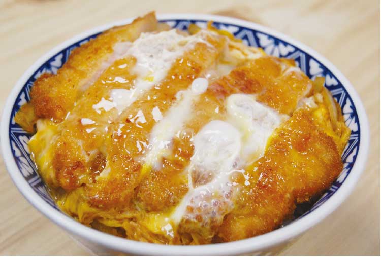 そば処・江戸八の「かつ丼」