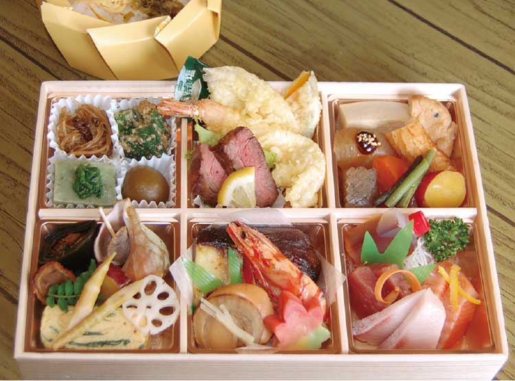 函館・寿々半の「松花堂弁当」