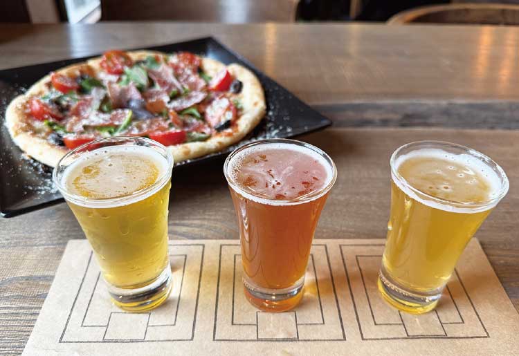 Endeavourの「クラフトビール3種飲み比べ」