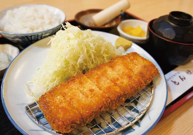 とん悦の「北海道産ヒレかつ定食」