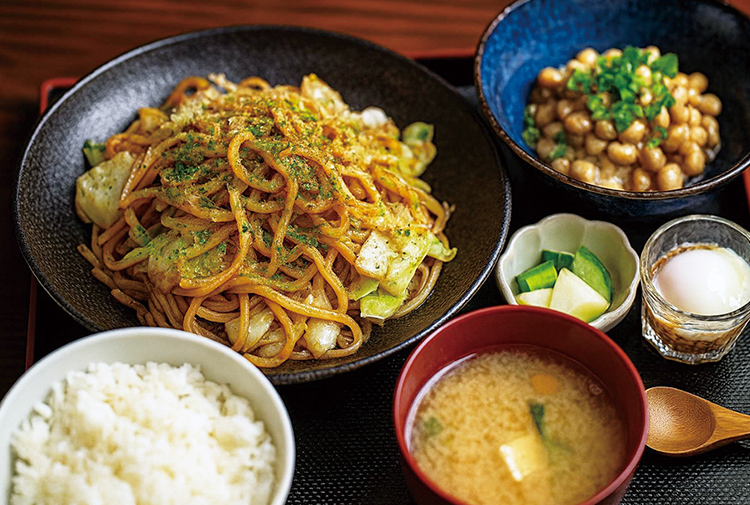 お食事と富士宮やきそばの店 かえで食堂の富士宮やきそば