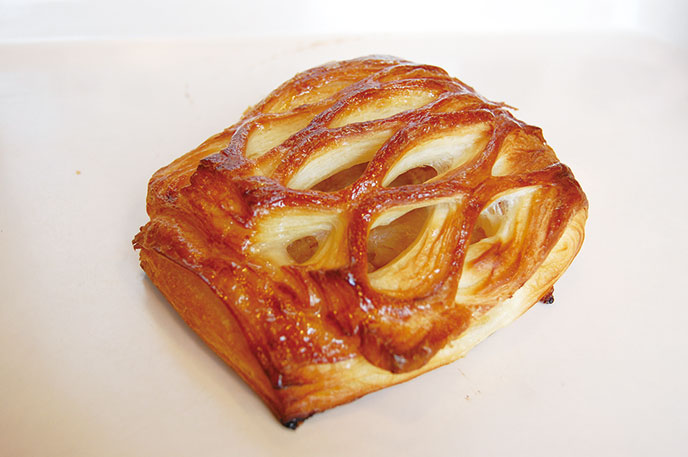 手作りパンの家 こすもすのアップルパイ