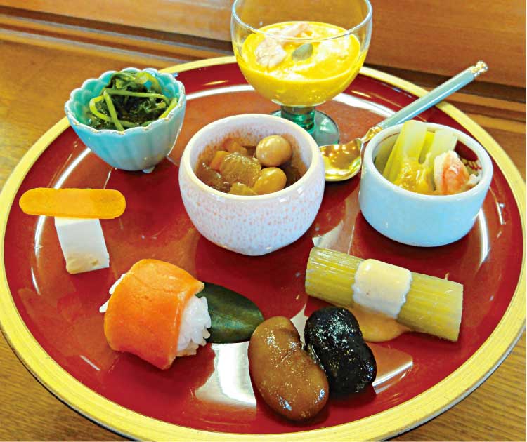 日本料理駒ケ岳の南瓜の食べるスープ和風仕立